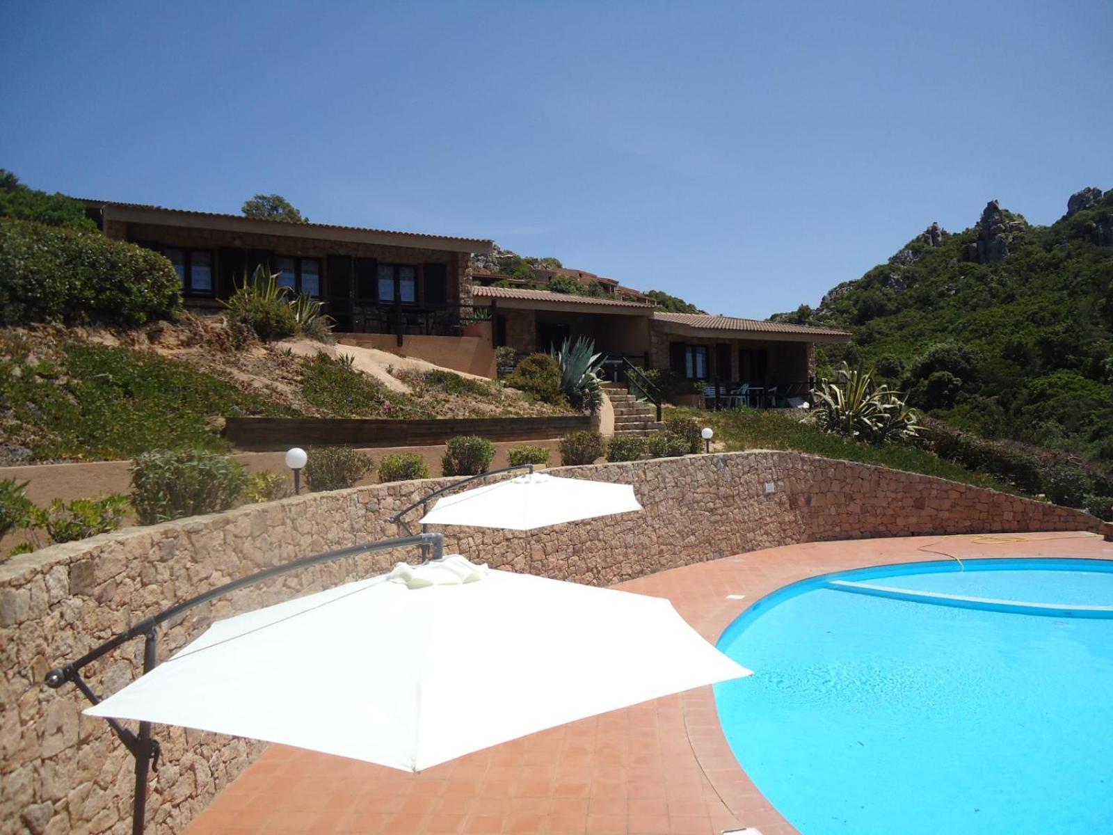 Villini Cala Del Sole - Infinityholidays Коста-Парадізо Екстер'єр фото